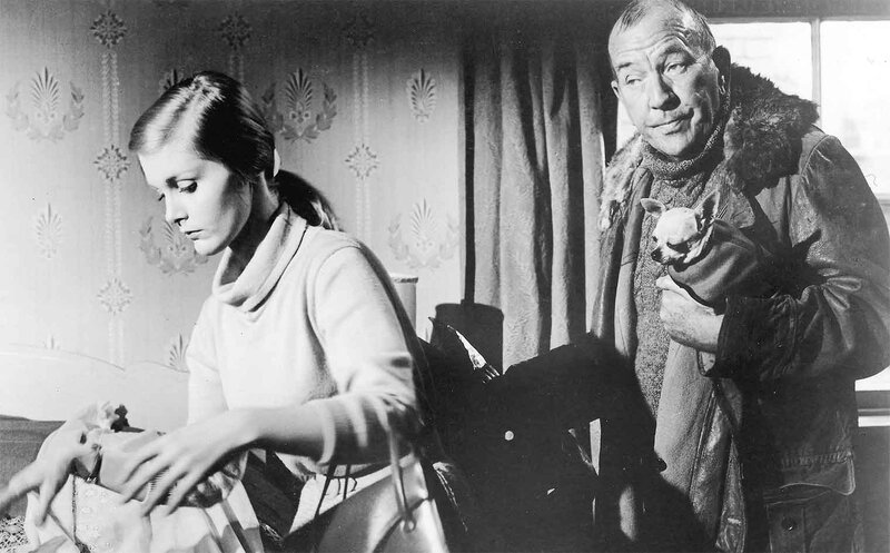 Carol Lynley and Noël Coward